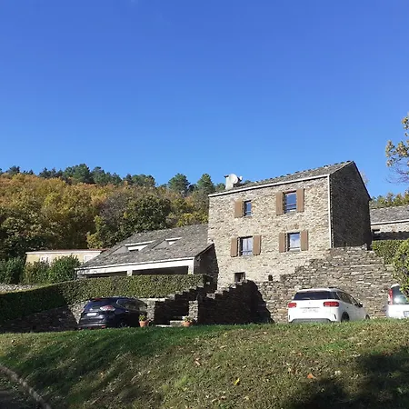 Les Hauts De Privat 펜션
